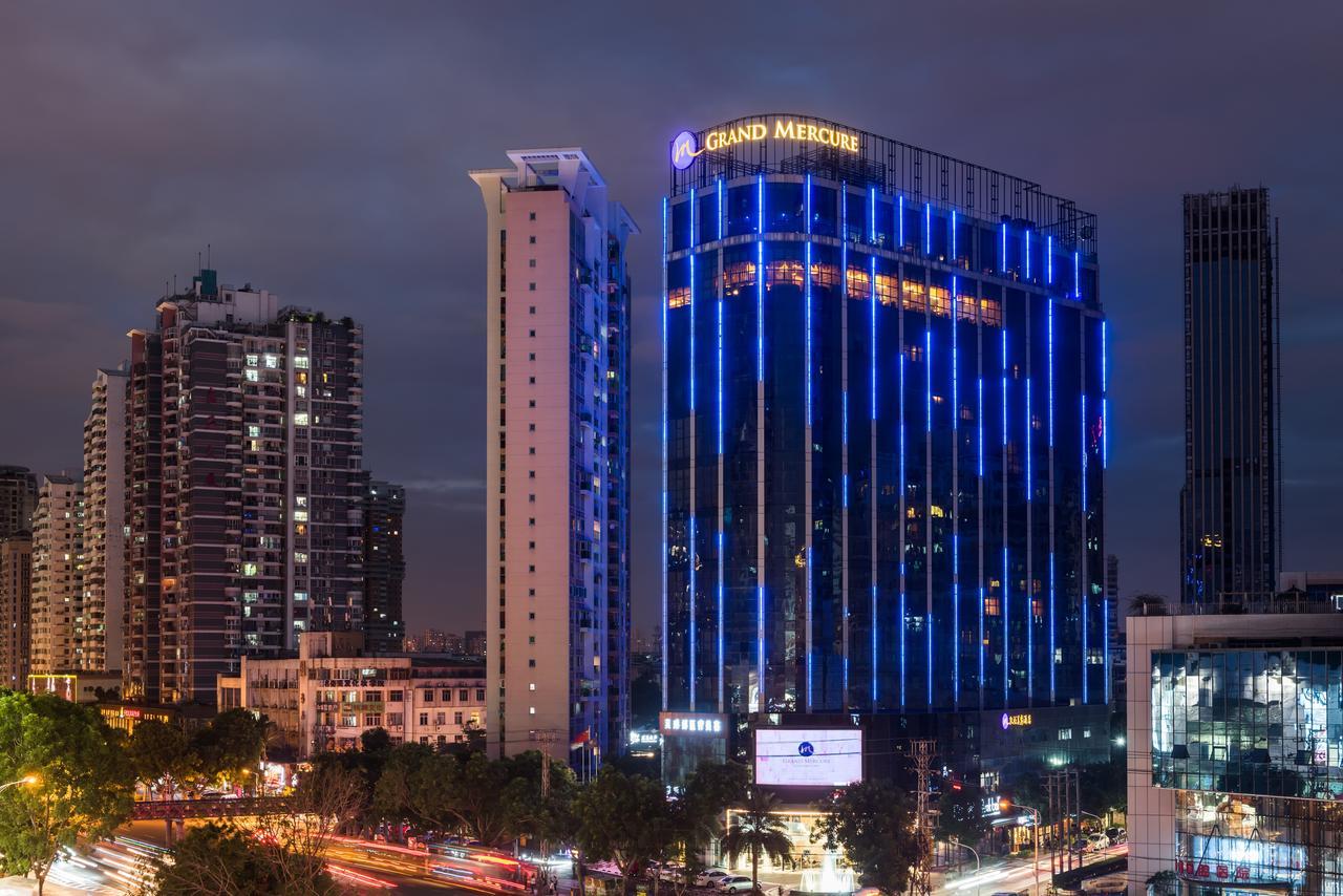 Grand Mercure Xiamen Downtown-Free Welcome Fruit & Metro Station Exterior foto